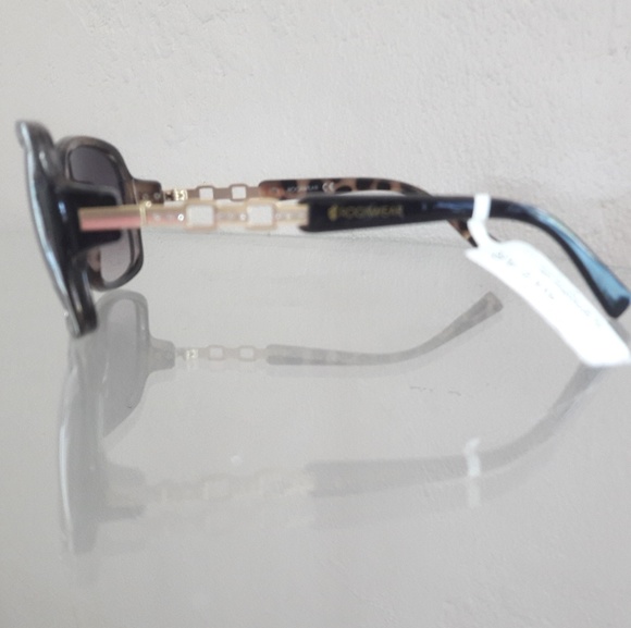 NWT ROCAWEAR SUNGLASSES WITH RHINESTONES EYEWEAR main image 4